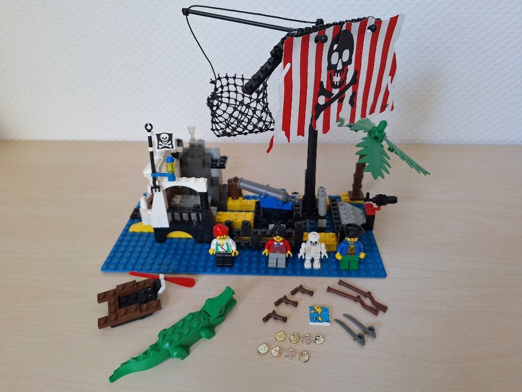 Lego Pirates: 6296 6296-1 Shipwreck Island, Piraten eiland, Gebruikt, Lego, Ophalen of Verzenden, Inclusief accessoires
