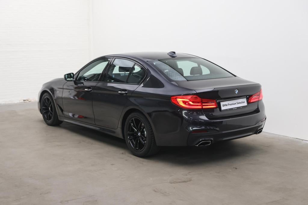 BMW 5 Serie 520i High Executive M Sport Automaat / Adaptieve, Achterwielaandrijving, Gebruikt, 4 cilinders, 1505 kg