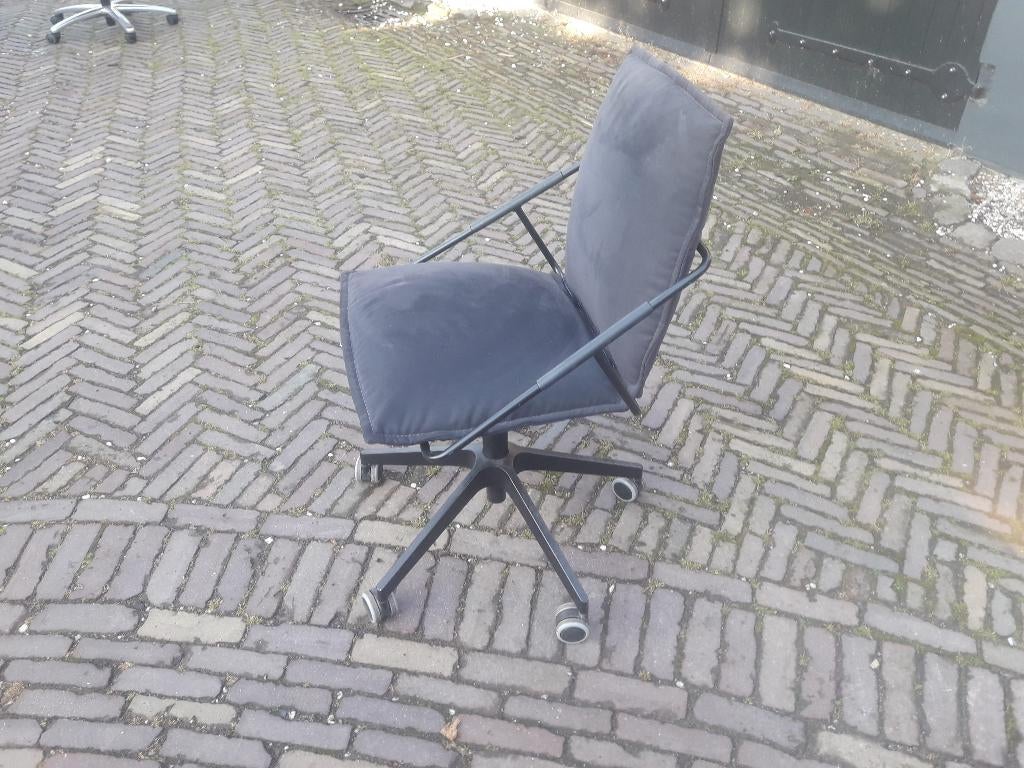 2 bureau stoelen, Ophalen, Gebruikt, Grijs