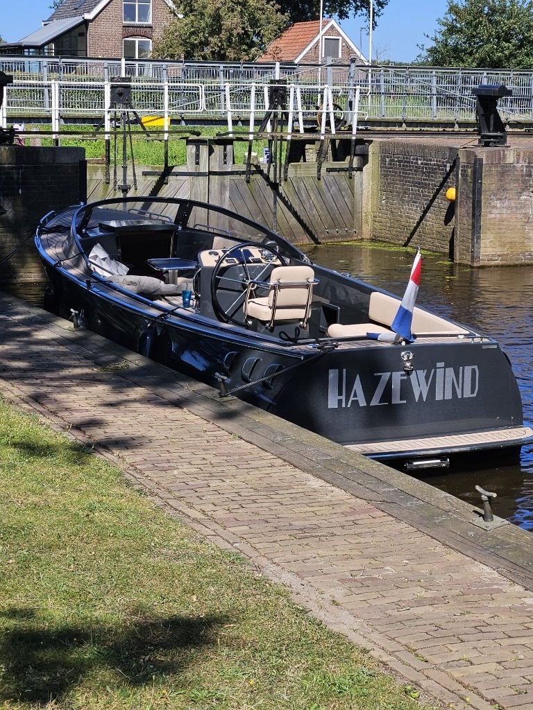 Admirals Tender C 28  Snelvarend met 220 pk, stallingtrailer, 3 m, Gebruikt, Binnenboordmotor, Anker