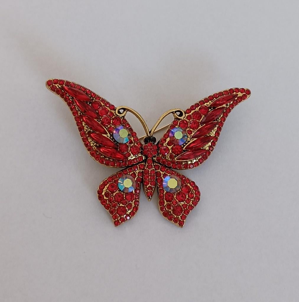 Vlinder broche, Sieraden, Tassen en Uiterlijk, Broches, Nieuw, Overige materialen, Overige kleuren, 4 tot 7 cm, Met strass, Ophalen of Verzenden