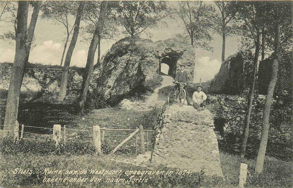 388-248-007 Sluis Ruine aan de Westpoort, Verzenden, Voor 1920, Zeeland