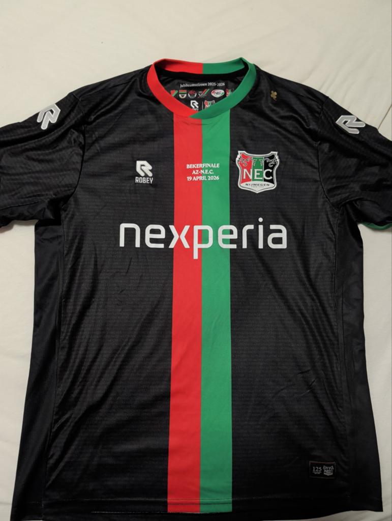NEC Bekerfinale Shirt Maat XL - Uniek Collectors Item, Kleding | Heren, Sportkleding, Maat 56/58 (XL), Ophalen of Verzenden, Zo goed als nieuw