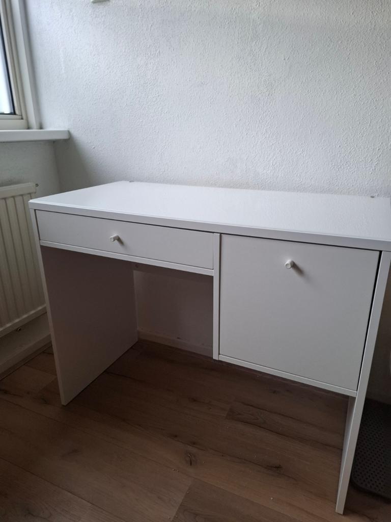 IKEA bureau met lade en kastje, Ophalen, Met lades, 48 cm, Spaanplaat of MDF