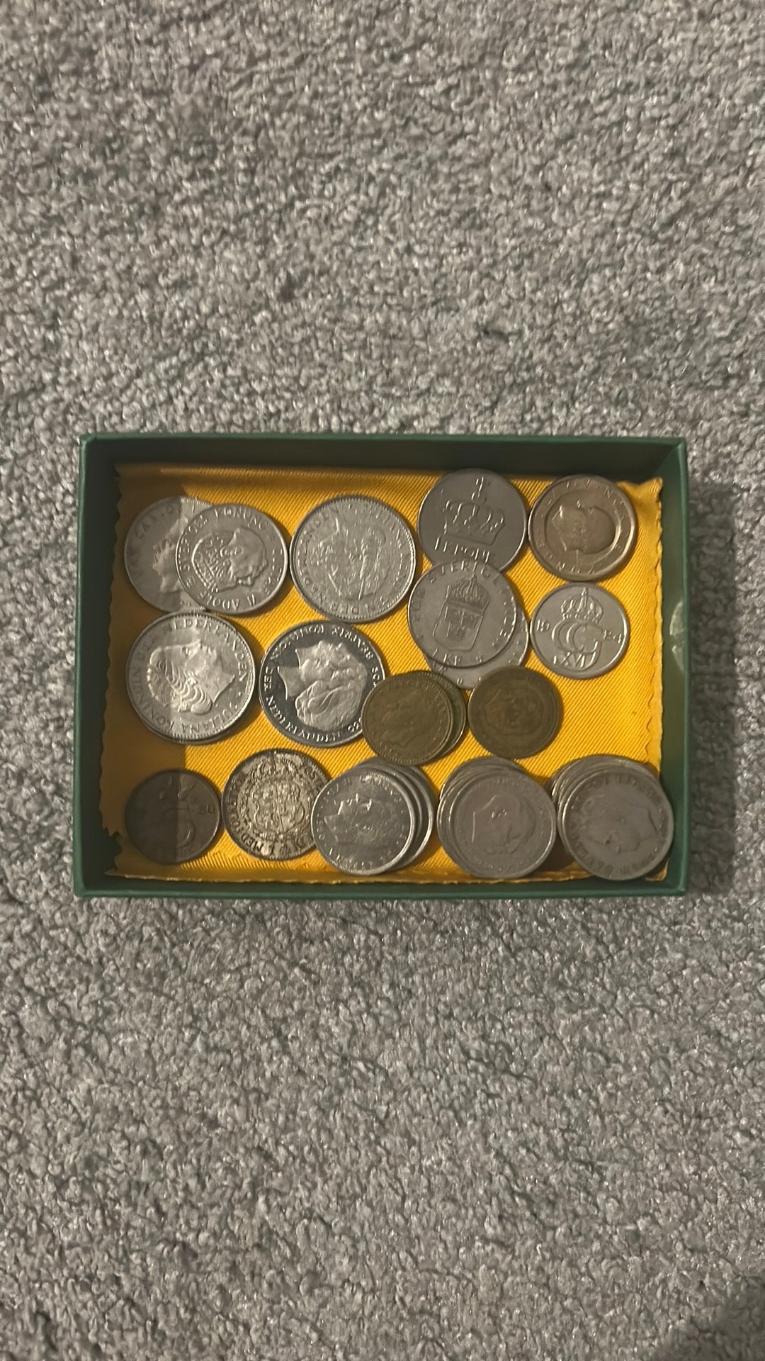 Verzameling van 40 verschillende munten, Postzegels en Munten, Ophalen of Verzenden, Overige landen, Setje, Zilver
