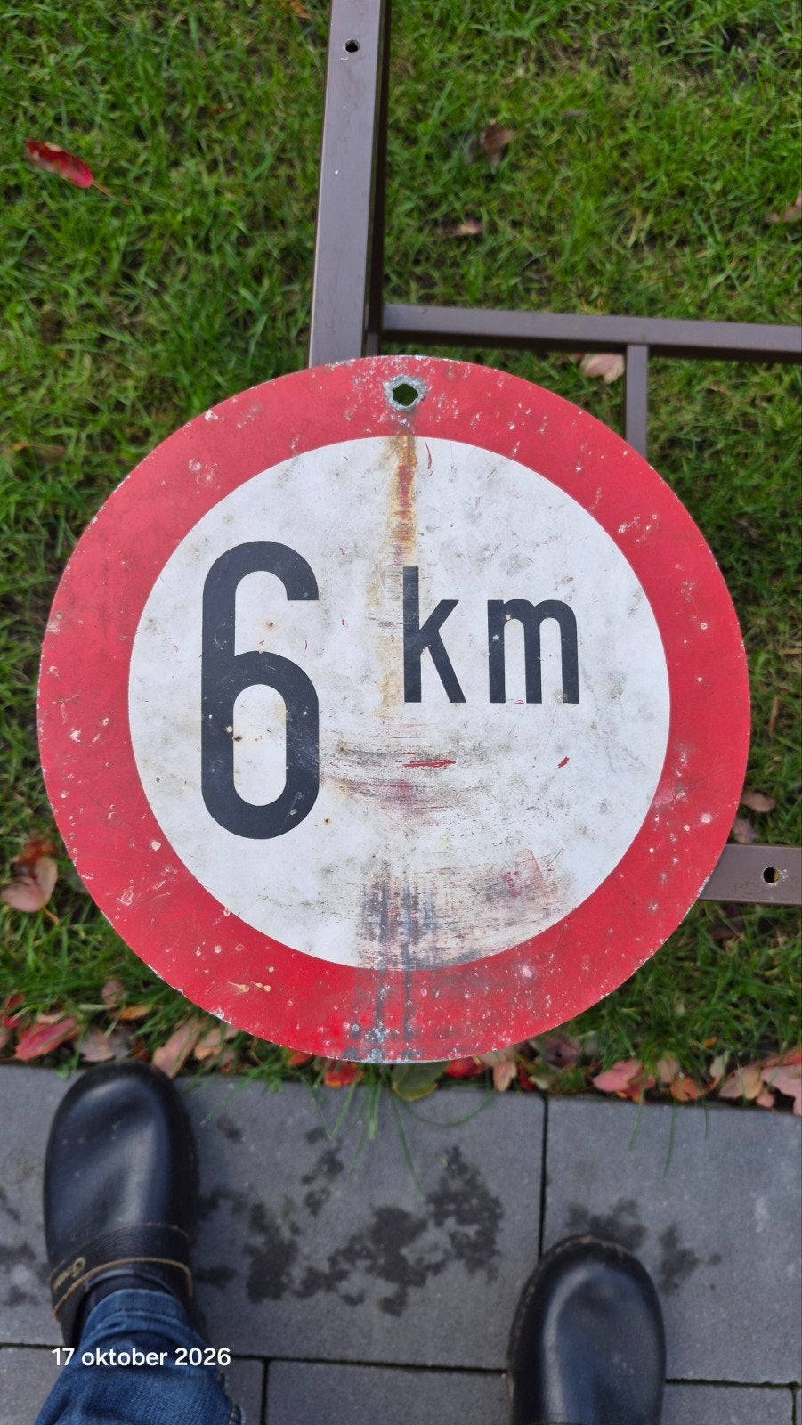 6 km bord en verbodsbord, Antiek en Kunst, Ophalen