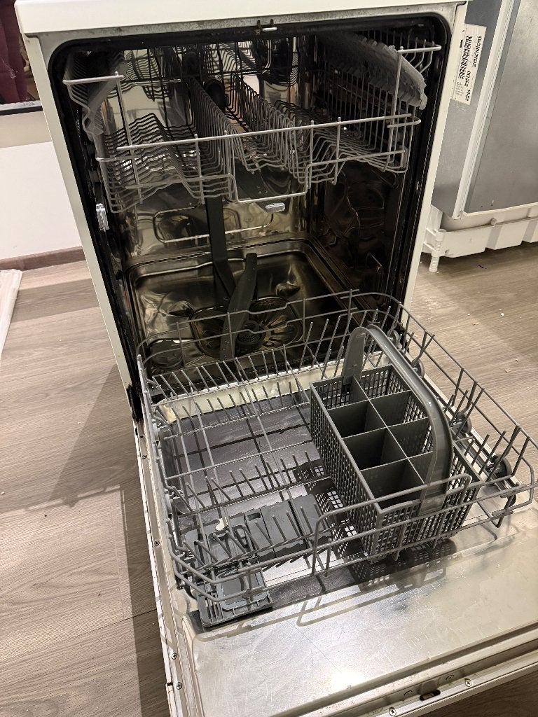 Vaatwasmachine AEG, Ophalen of Verzenden, Gebruikt, Vrijstaand, Minder dan 85 cm
