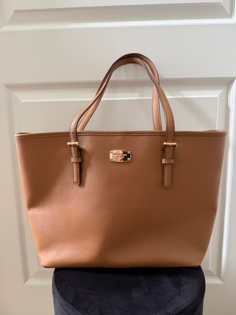 Michael Kors handtas, Ophalen of Verzenden, Zo goed als nieuw, Bruin, Handtas