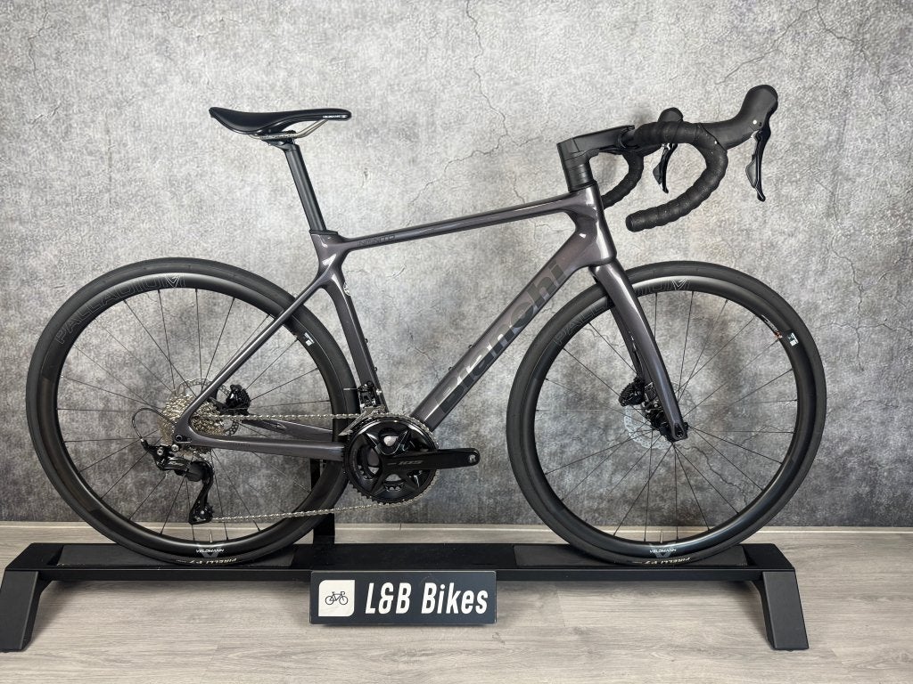 Nieuw! Bianchi Infinito Carbon Wielset Shimano 105 2x12