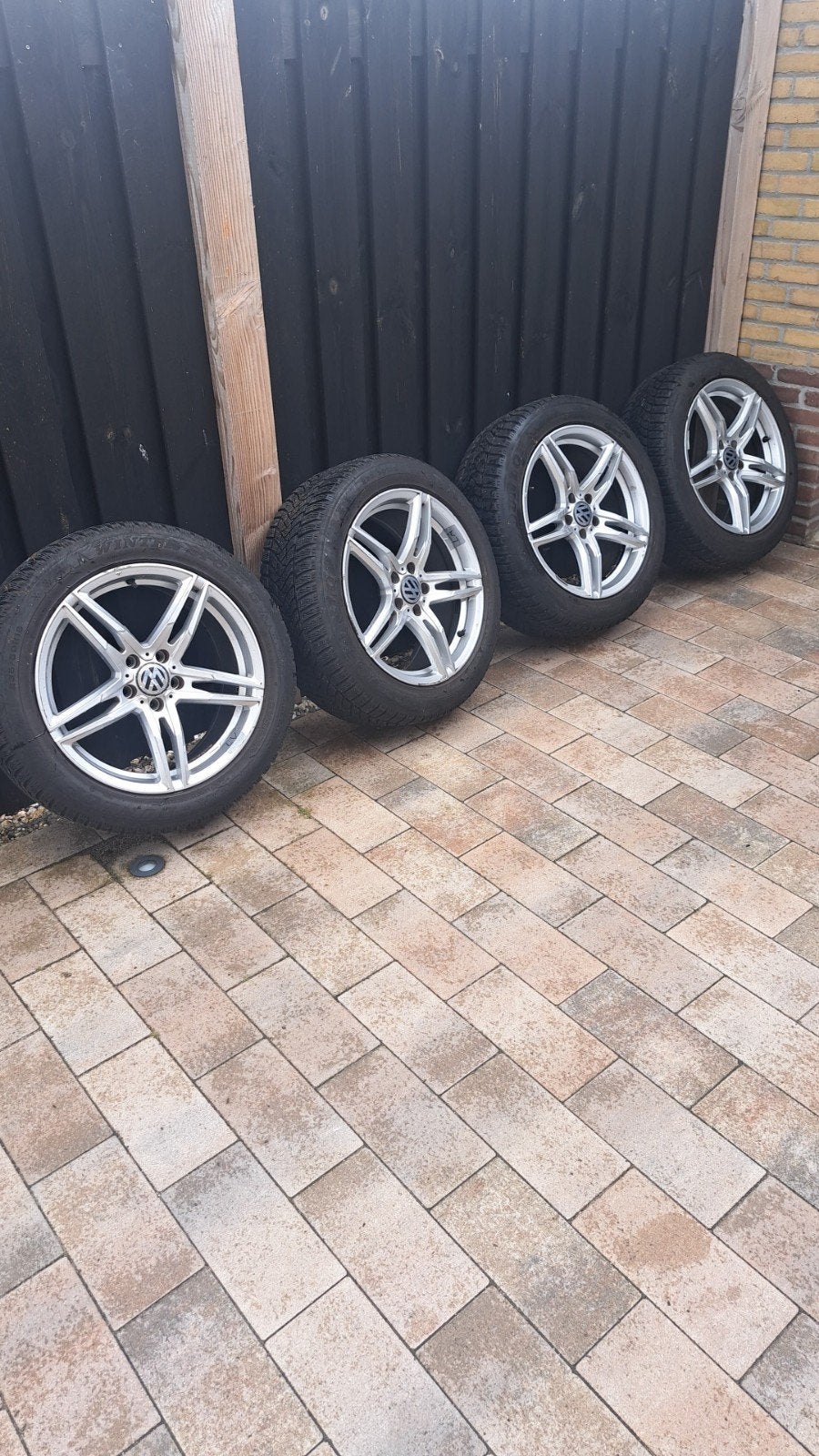 Winterbanden set op sportvelgen, Ophalen, 18 inch, Gebruikt, Banden en Velgen
