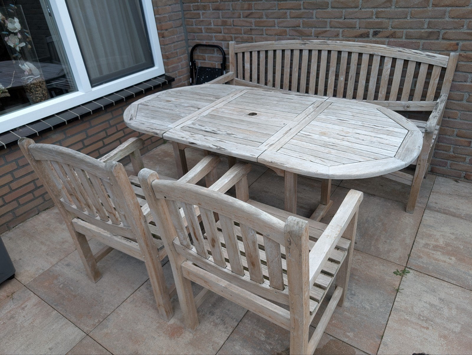 Teakhouten Tuinset: Uitschuifbare Tafel, Bank & 2 Stoelen, Tuin en Terras, Ophalen, 5 zitplaatsen, Gebruikt, Bank