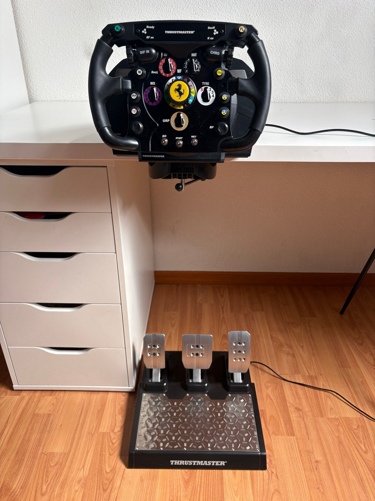 Thrustmaster T300 Ferrari Integral Racing Wheel, Spelcomputers en Games, Spelcomputers | Overige, Zo goed als nieuw, Overige merken