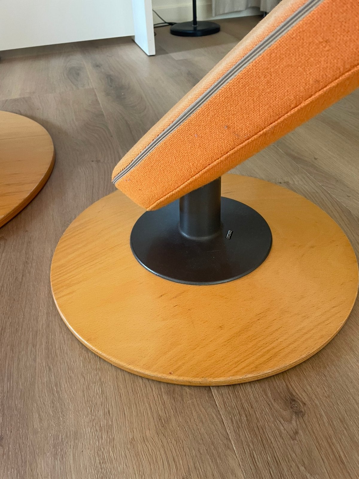 Stokke (Variér) Peel met hocker., Ophalen, Zo goed als nieuw, 75 tot 100 cm, 50 tot 75 cm