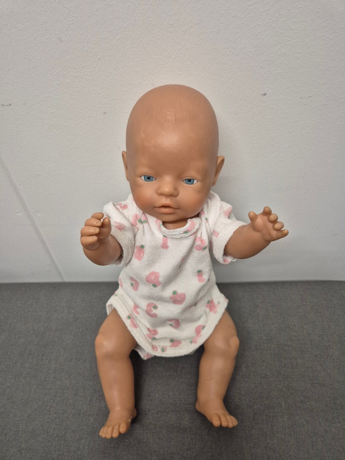 Baby Born pakket 2 met verjaardagstaart die liedje speelt, Kinderen en Baby's, Speelgoed | Poppen, Ophalen of Verzenden, Babypop
