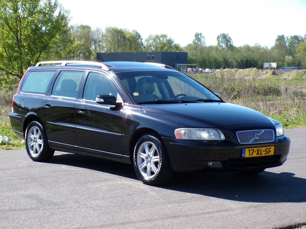 Volvo V70 2.4D Edition Sport|Dakje|Xenon|Leder|Trekhaak, Auto's, 1553 kg, Diesel, Grijs, Euro 4
