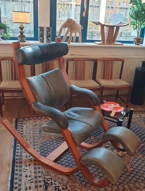 Stokke Gravity Peter Opsvik werkstoel en lounge stoel leer, Huis en Inrichting, Stoelen, Eén, Hout, Leer, Overige materialen, Ophalen of Verzenden