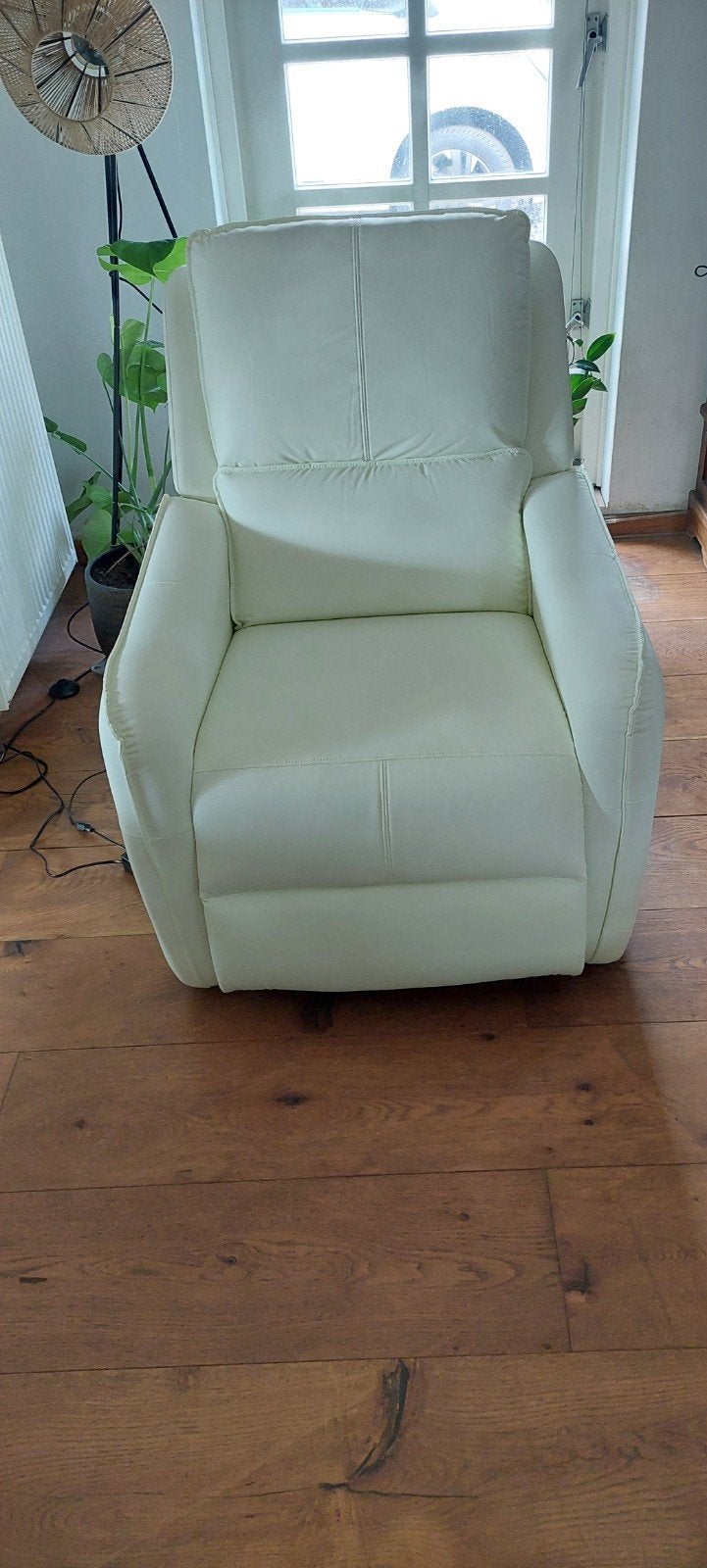 Elektrische relax stoel., Ophalen, Nieuw, 75 tot 100 cm, 75 tot 100 cm