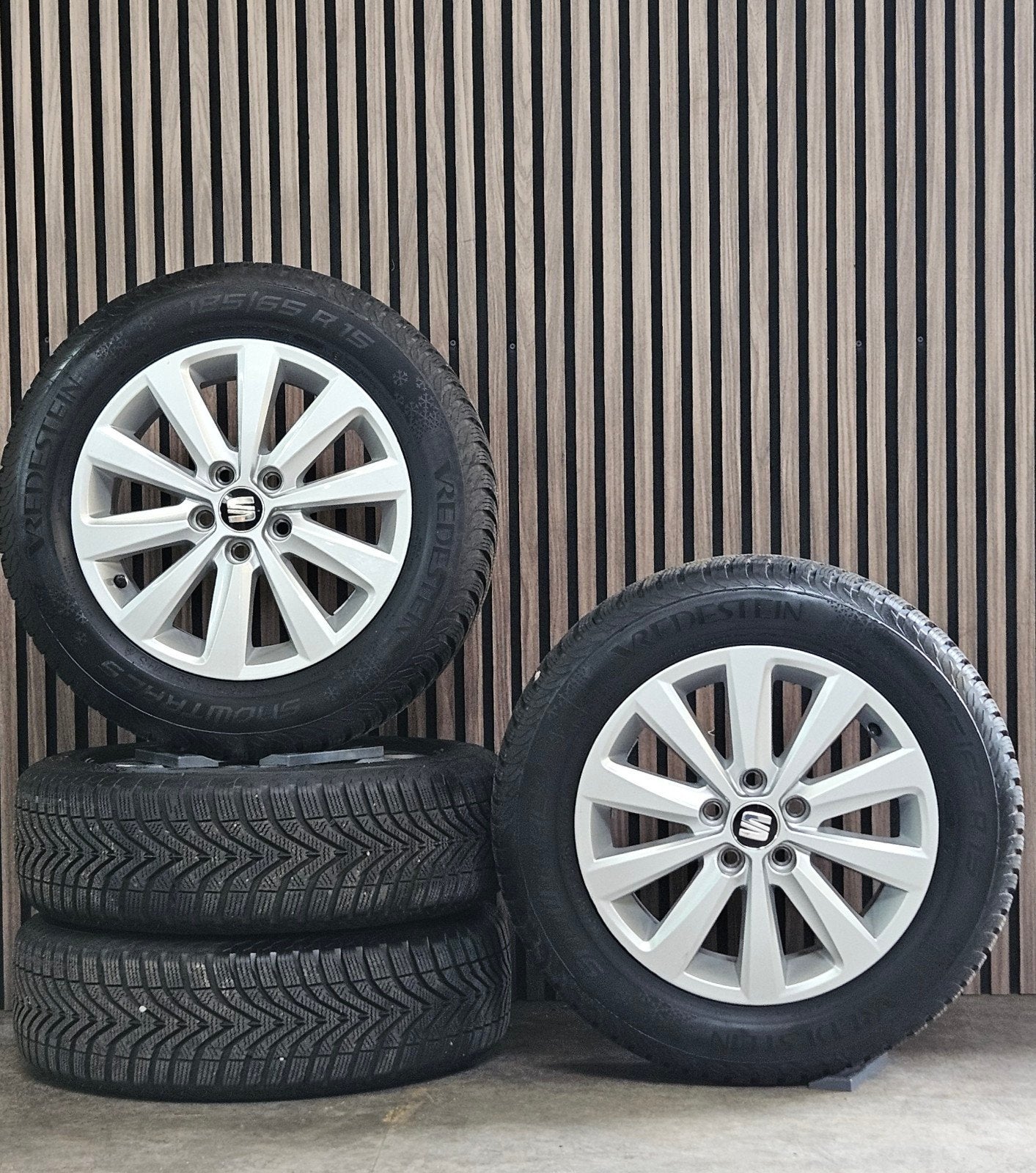 Nette 15" Orig SEAT Ibiza Toledo Velgen+Banden 5x100 polo, Auto-onderdelen, Ophalen, Gebruikt, 15 inch, Seat