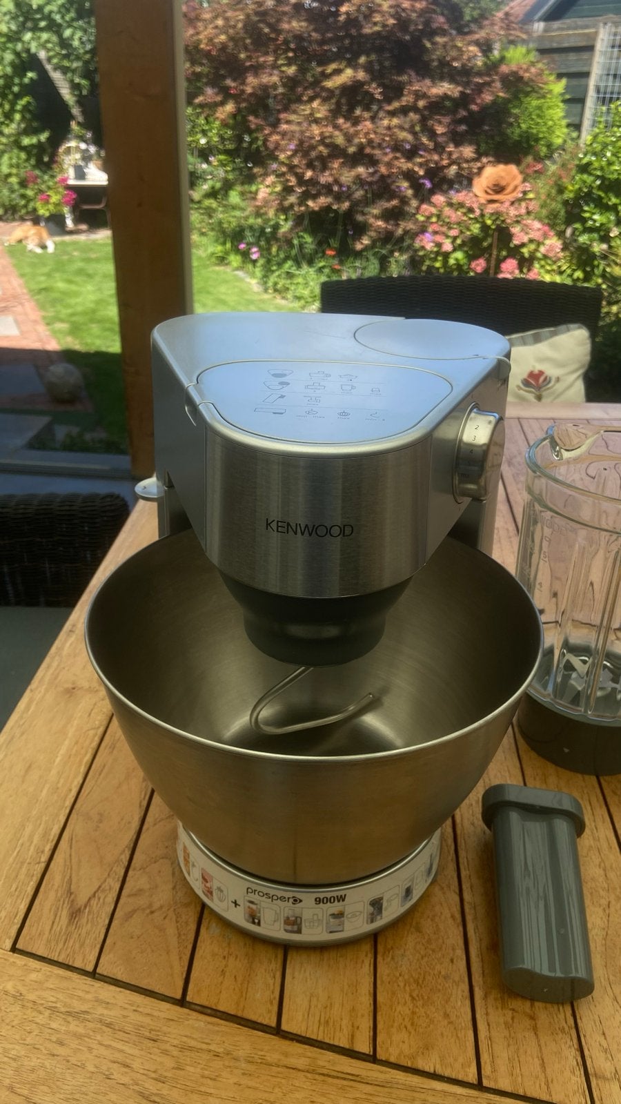 Kenwood Keukenmachine KM240 met accessoires, Ophalen of Verzenden, Zo goed als nieuw, 3 snelheden of meer