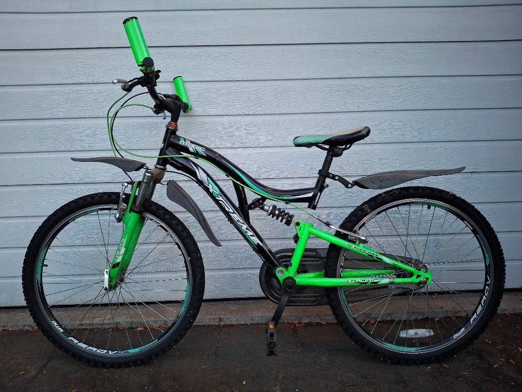 Kinderfiets 24 inch Magic X-treme met wat werk, 20 inch of meer, Gebruikt, Velgrem, Ophalen