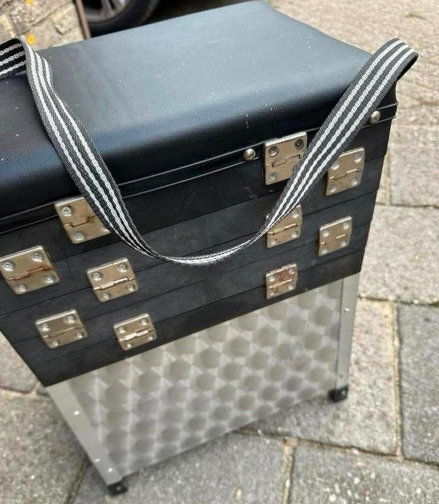 Lodex zeer hoge viskoffer /bankje met heel veel vakken, Ophalen of Verzenden, Gebruikt, Koffer of Tas