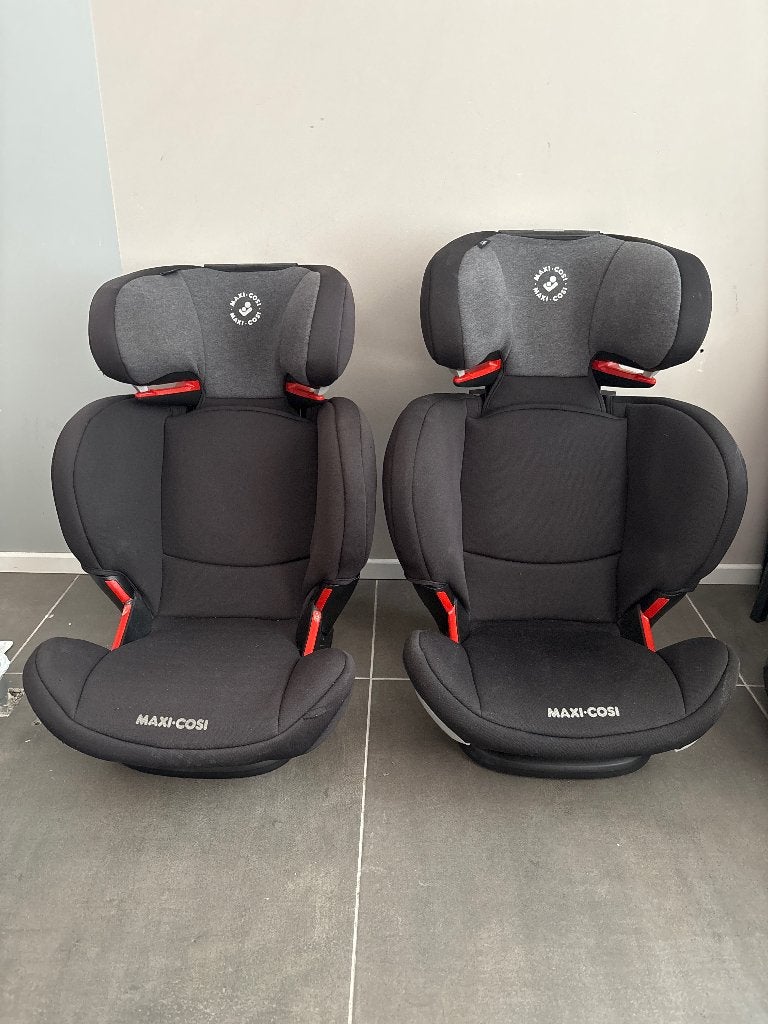 Maxi Cosi rodifix met isofix, Kinderen en Baby's, Autostoeltjes, Ophalen, 15 t/m 36 kg, Verstelbare rugleuning, Zo goed als nieuw