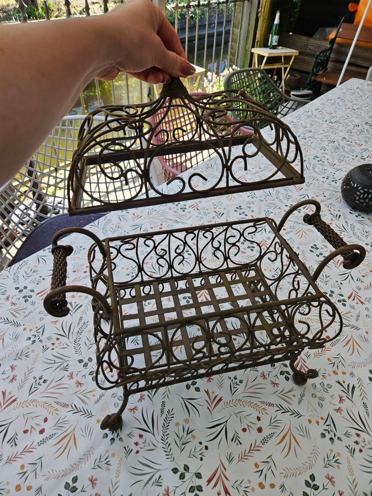 Decoratieve smeedijzeren mand met deksel, Ophalen of Verzenden, Rechthoekig, Overige materialen
