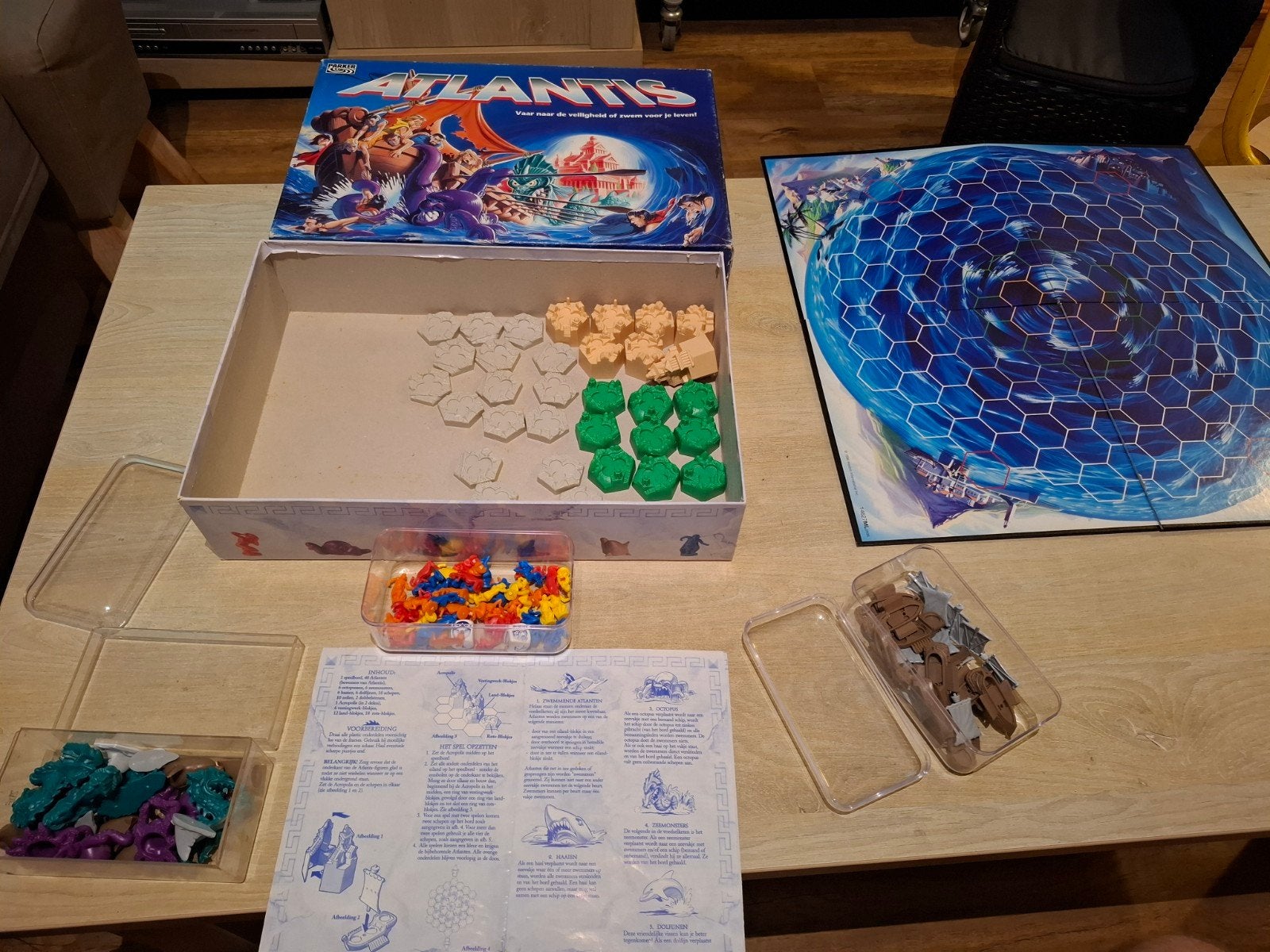 Atlantis bordspel - Vlucht voor de zinkende stad, Hobby en Vrije tijd, Parker, Gebruikt, De Entree 240, 1101 EE Amsterdam, Ophalen of Verzenden