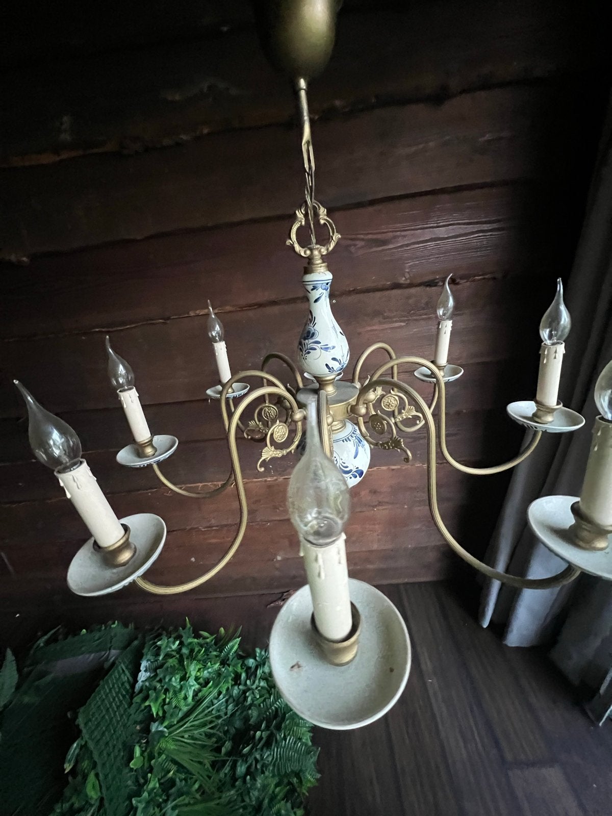 Antieke Kroonluchter met Delfts Blauw Decoratie, Ophalen of Verzenden
