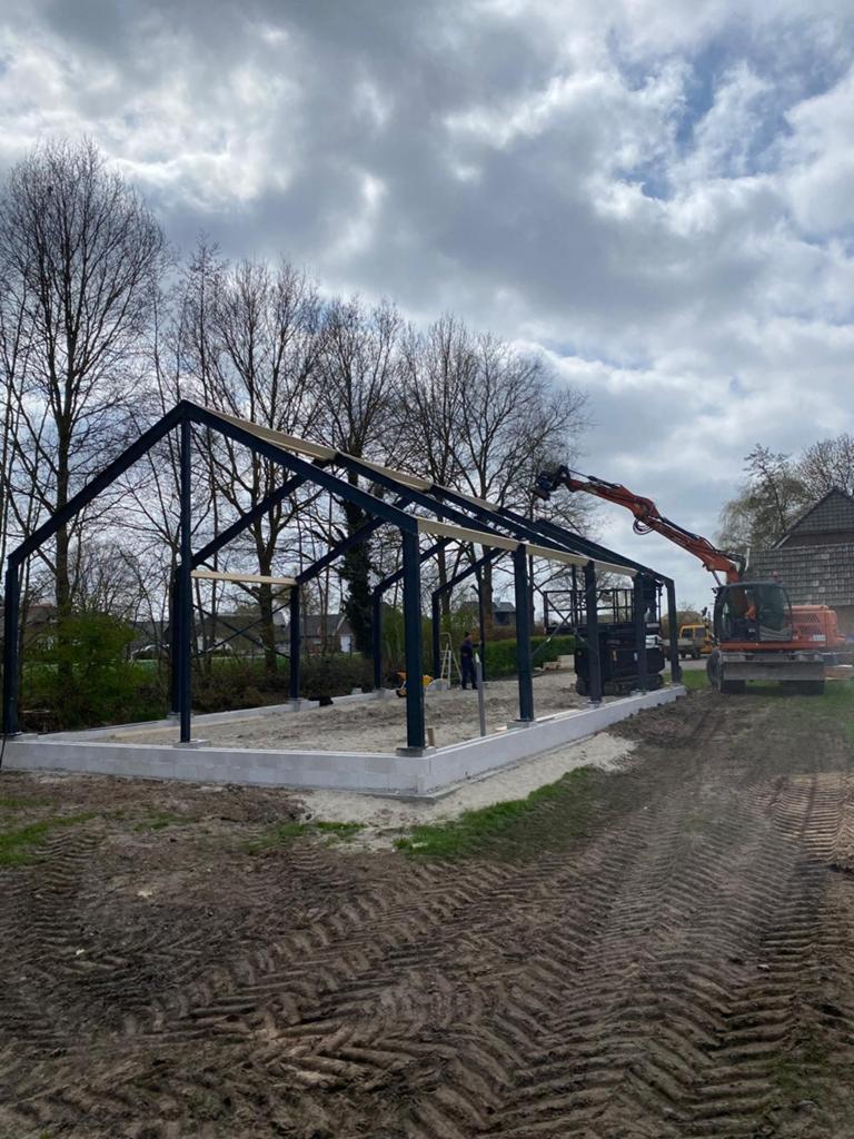 Spanten 5m breed Nieuw in Ipe 180. Loods Schuur Garage Stal