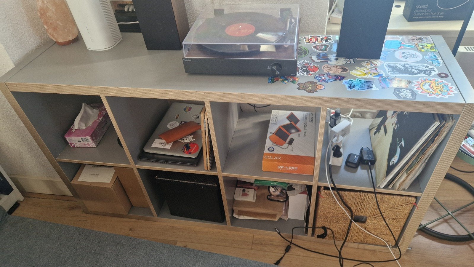IKEA KALLAX open kast, grijs/houteffect, 77x147 cm, Ophalen, Met plank(en), Gebruikt, 100 tot 150 cm