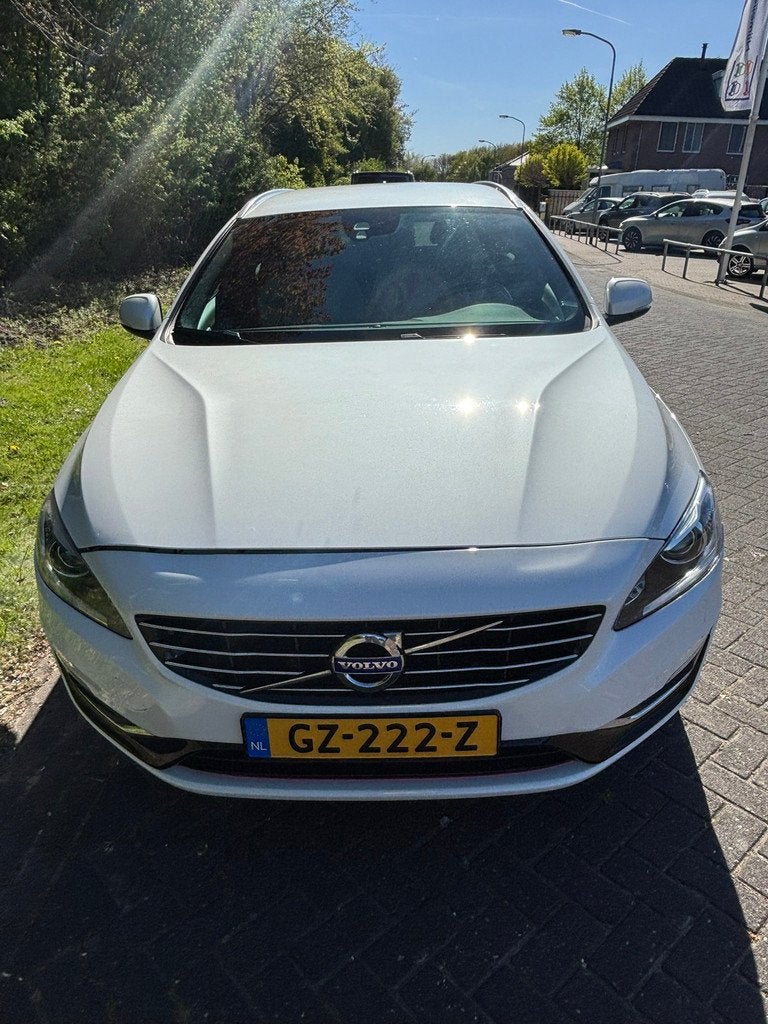 Volvo V60 2.4 D5 Twin Engine Special Edition | Automaat | St, Auto's, Volvo, Automaat, Euro 6, Vierwielaandrijving, Automatische klimaatregeling