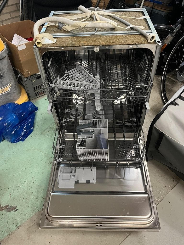 Whirlpool ADG 7556/1 vaatwasser Volledig ingebouwd, Ophalen, Gebruikt, Minder dan 85 cm, 14 tot 18 liter