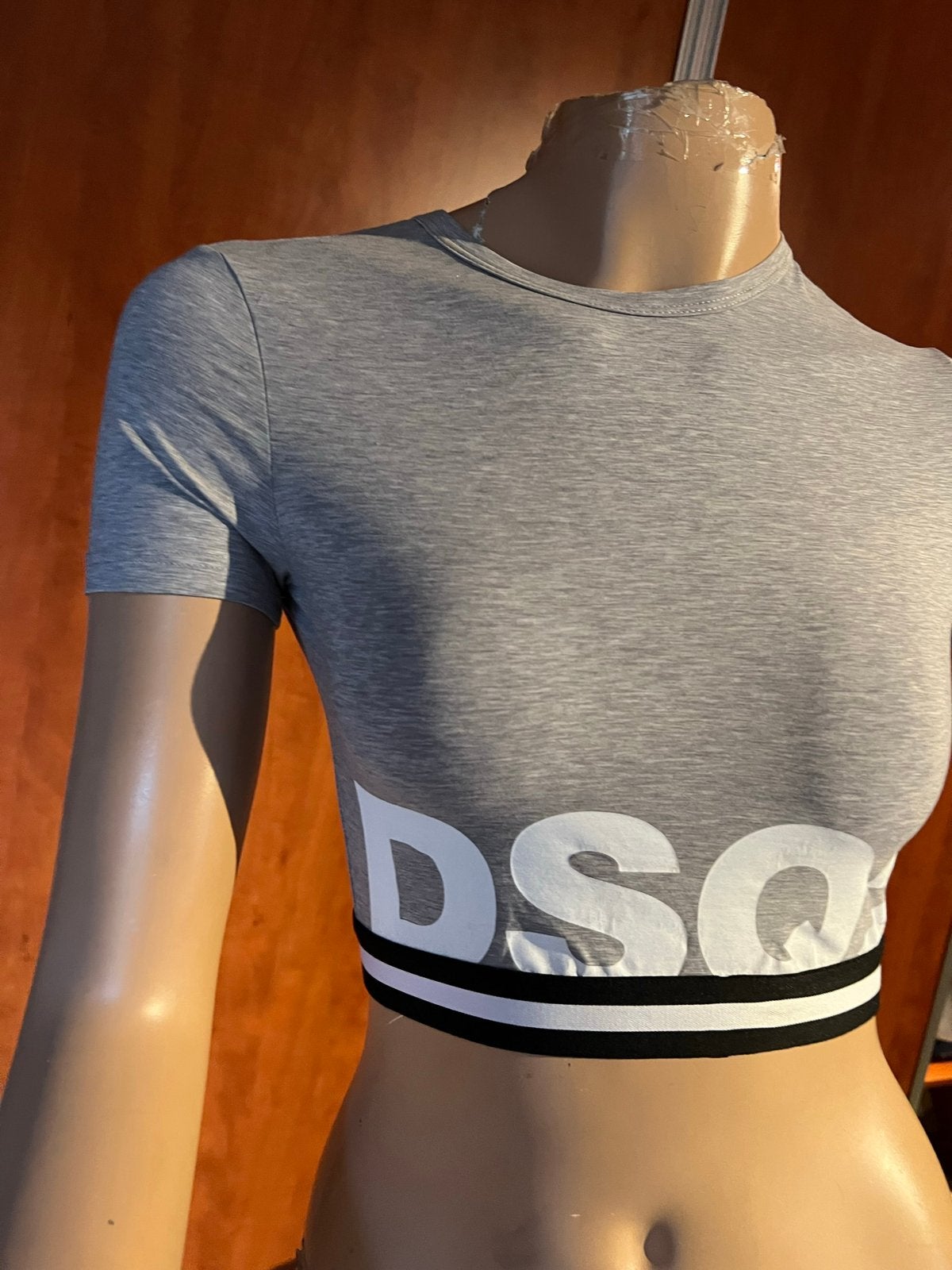 DSQUARED2 top maat XS origineel zgan, G, B, Ophalen of Verzenden, Zo goed als nieuw