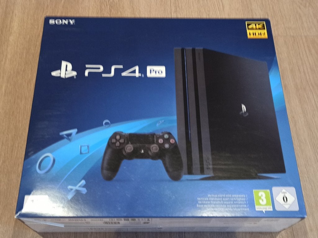 SONY PlayStation 4 Pro 1 TB incl 8games / 2x Controllers, Met games, Met 2 controllers, Ophalen of Verzenden, Zo goed als nieuw