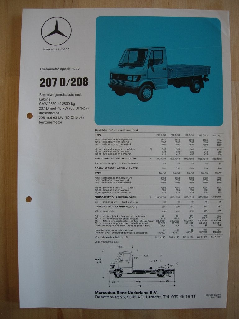 Mercedes 207 208 Tecnische Specificatie Brcohure 1980 207D, Zo goed als nieuw, Mercedes-Benz, Mercedes, Ophalen of Verzenden
