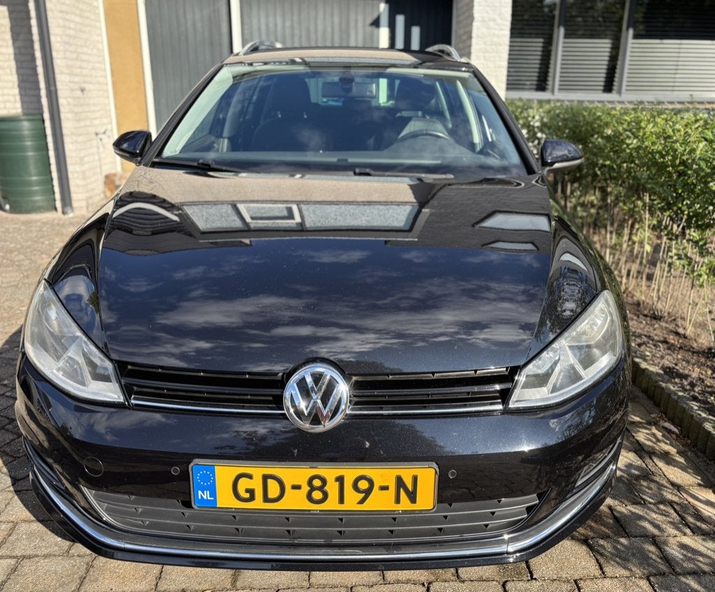Volkswagen GOLF station 1.2 BNS ED/HIGHLINE/2e eig/trekhaak, Voorwielaandrijving, Navigatiesysteem, 4 cilinders, Leder en Stof
