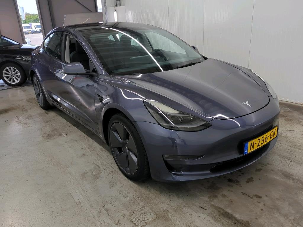 Tesla Model 3 Long-Range AWD 351pk 75 kWh 90,7% SoH FACELIFT, Auto's, Automaat, Gebruikt, Zwart, Origineel Nederlands
