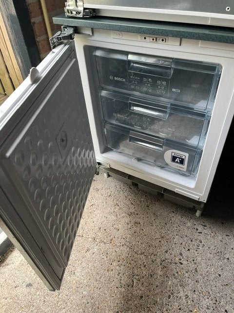 Bosch GUD15A55/01 inbouwvriezer, Witgoed en Apparatuur, Gebruikt, Minder dan 85 cm, Minder dan 60 cm, Inbouw