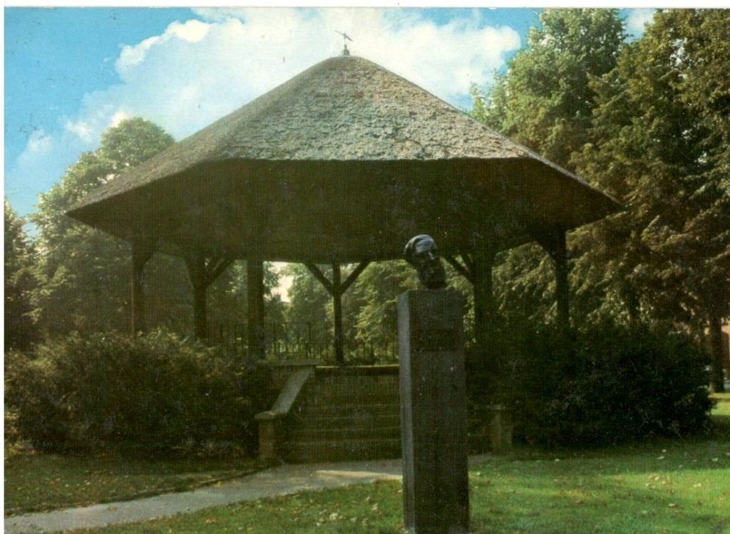 Hilvarenbeek Vrijthof 1977, Verzenden, 1960 tot 1980, Gelopen, Noord-Brabant