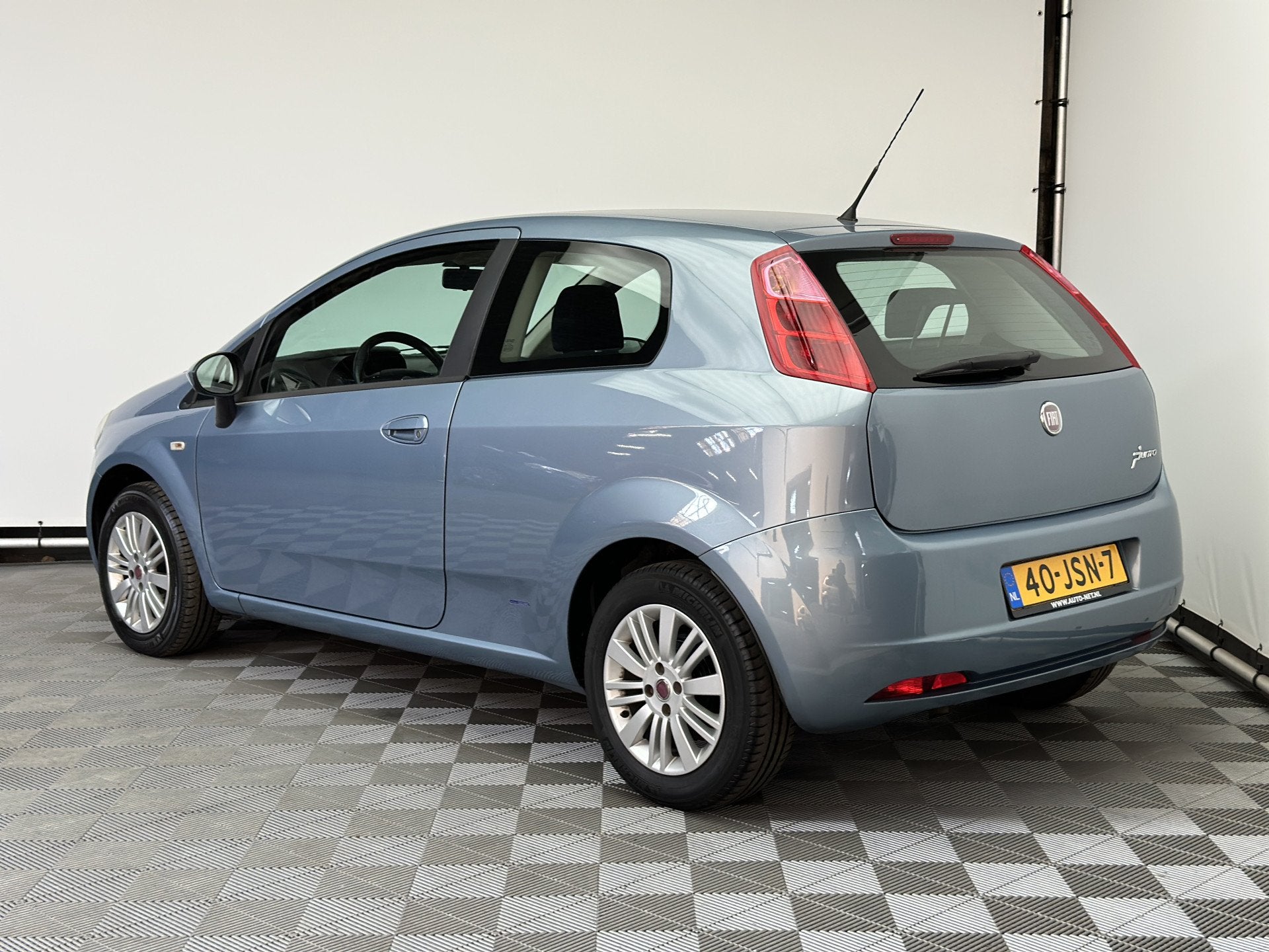 Fiat Grande Punto 1.2 Edizione Lusso 3-drs Airco LM15" NL Au, Auto's, Voorwielaandrijving, Stof, 4 cilinders, Met garantie (alle)