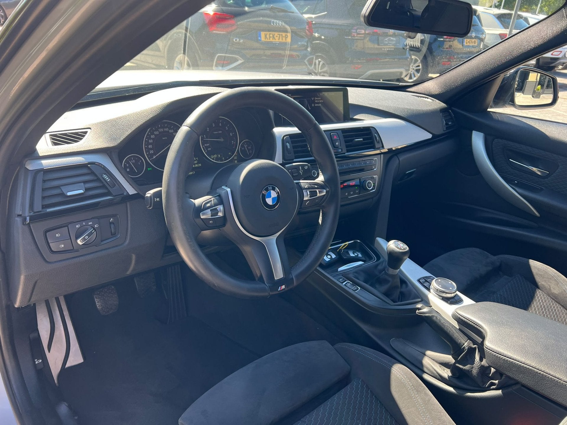 BMW 3 Serie Touring 316i M pakket navi, trekhaak, cruise, pd, Gebruikt, 4 cilinders, Alcantara, Origineel Nederlands