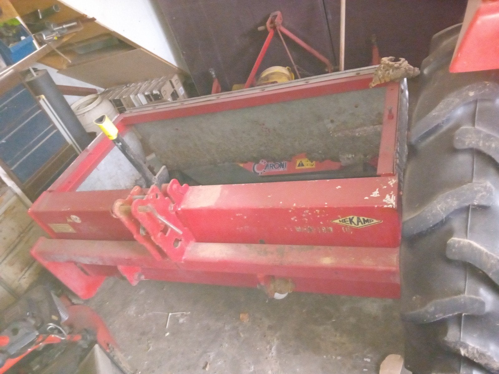 Grondbak/Werkbak 150 cm met hefinrichting en achterklep, Ophalen