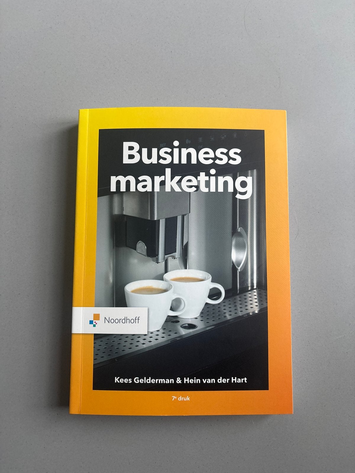 Business marketing - Hein van der Hart, Zo goed als nieuw, Nederlands, Overige niveaus, Hein van der Hart; Kees Gelderman