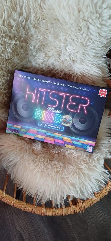 Hitster Music Bingo - Het ultieme muziekbingo spel!, Hobby en Vrije tijd, Gezelschapsspellen | Overige, Vijf spelers of meer, Ophalen of Verzenden