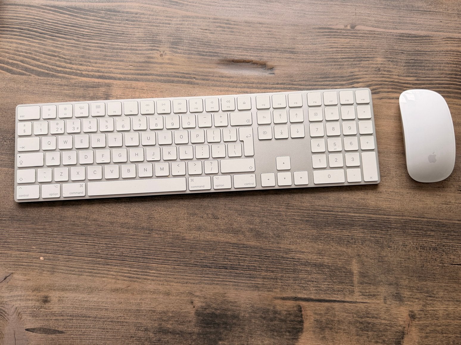 Combi-deal: Wireless Apple Magic Keyboard + Magic Mouse 2, Computers en Software, Toetsenborden, Ophalen, Toetsenbord en muis-set
