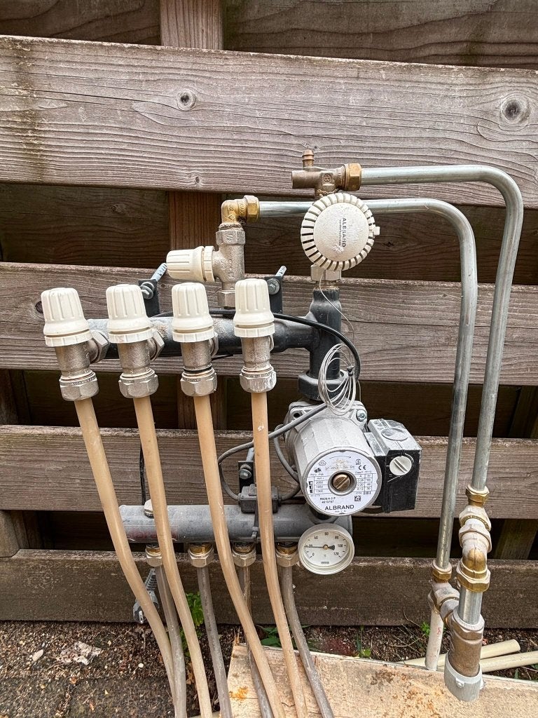 Vloerverwarmer verdeler, Ophalen, Gebruikt, Minder dan 30 cm, Overige typen