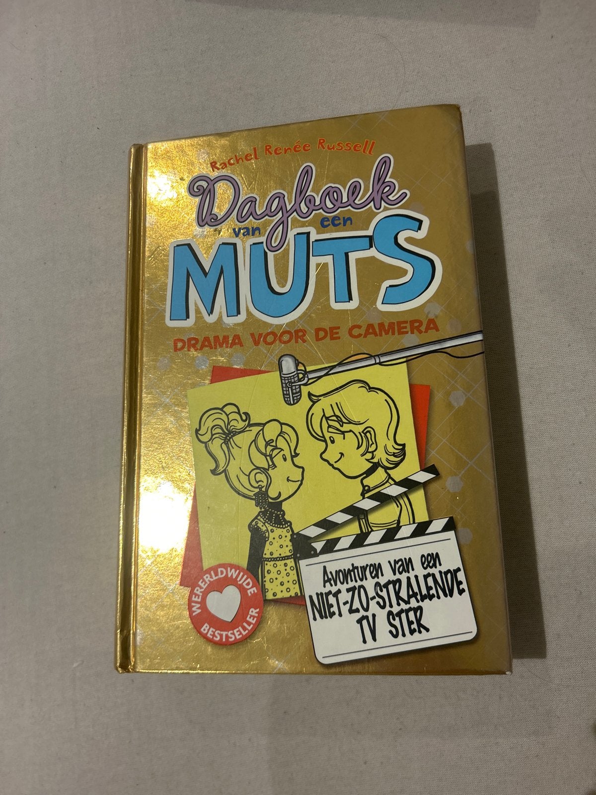 Dagboek van een Muts - Drama voor de Camera, Boeken, Ophalen of Verzenden, Zo goed als nieuw, Fictie