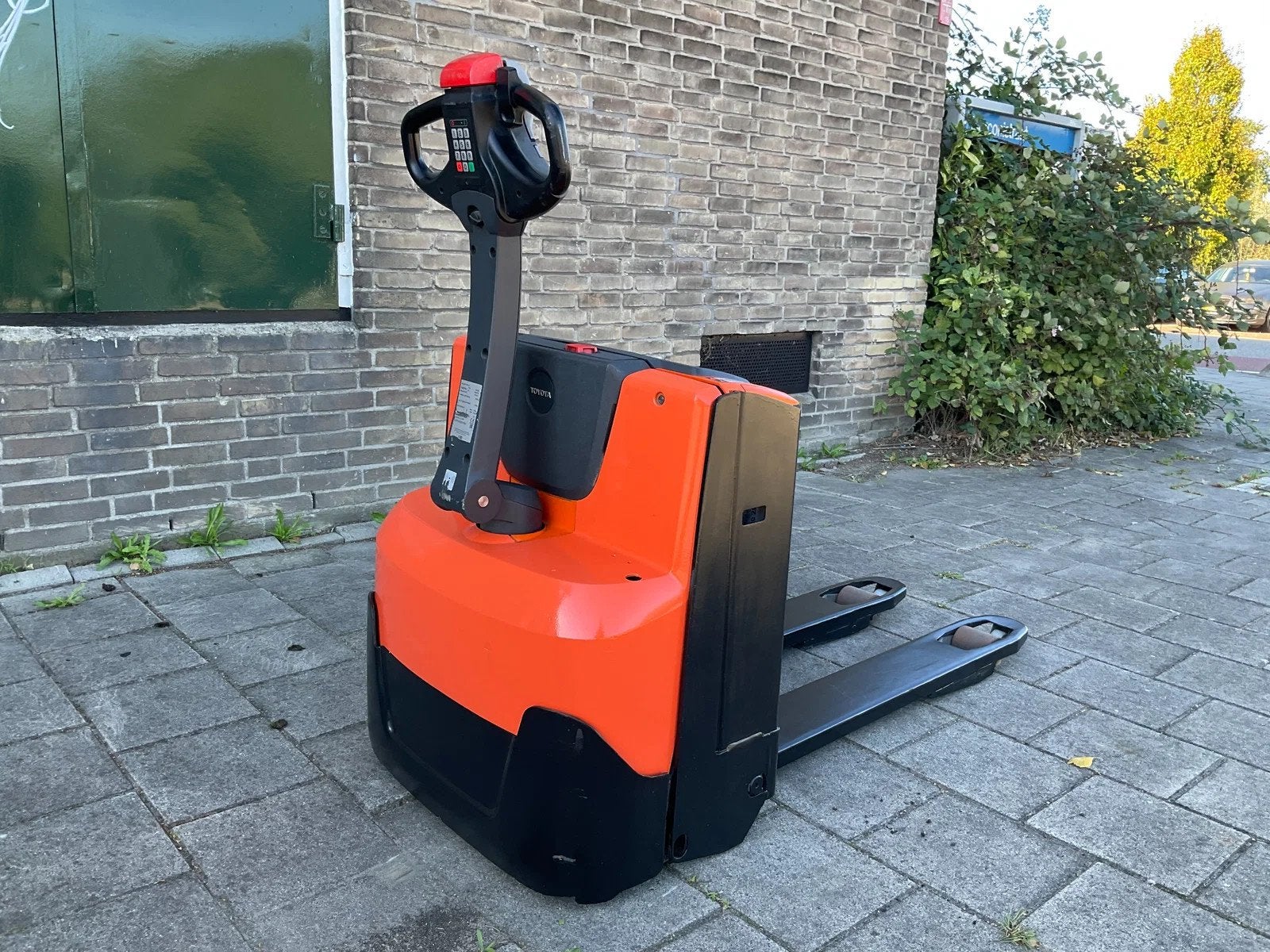Toyota LWE160 1600KG PALLETWAGEN / HEFTRUCK (bj 2019), Toyota, 1000 tot 2000 kg, Marconistraat 2
3133KL  Vlaardingen, NL, Yilmaz Heftrucks