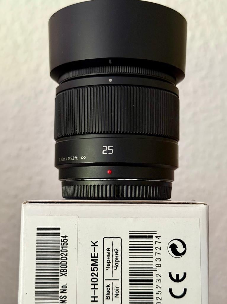 Panasonic LUMIX MFT 25mm f1.7 INCLUSIEF HOYA MDx filter, Ophalen of Verzenden, Zo goed als nieuw, Standaardlens